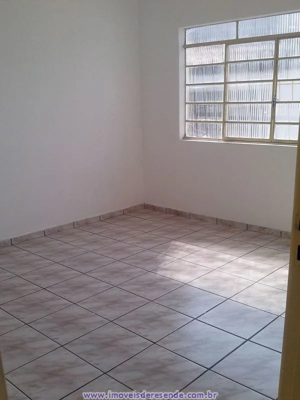 Foto 4 de 9 - Casa para aluguel em Vila Hulda Rocha